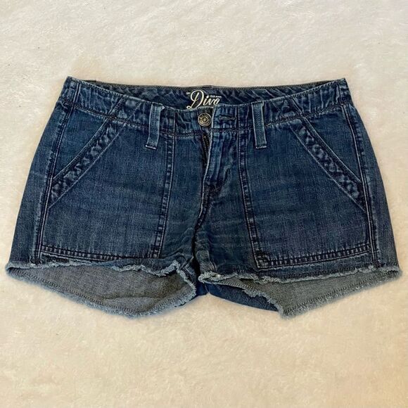 Old Navy The Diva Jean Shorts Dark Wash Raw Hem Size 0 - Picture 1 of 3